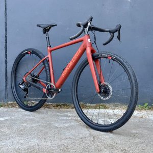 SANTA CRUZ Stigmata 4 -30%  – Matte Brick Red – Force-1x AXS RSV